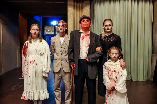 halloween horror festival foto js   halloween horror festival foto js