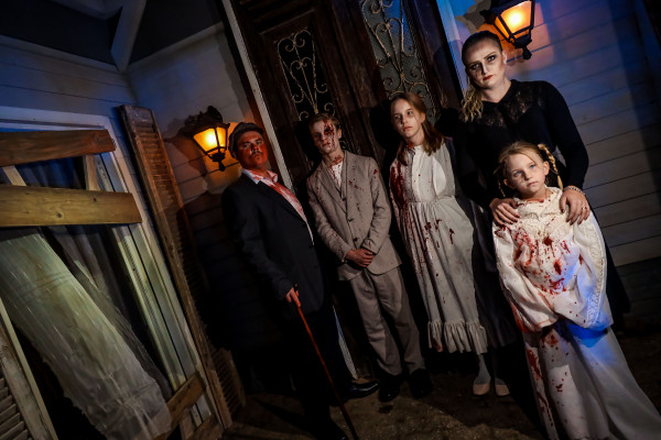 halloween horror festival foto js   halloween horror festival foto js